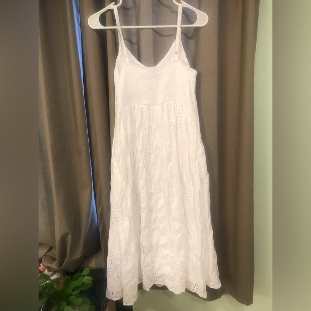 Old Navy Full length white eyelet dress size M